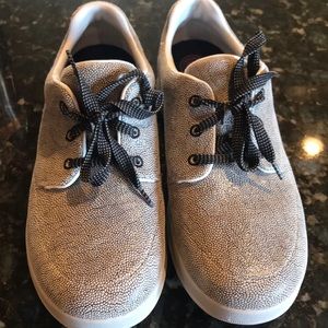 FitFlop Tan sneakers